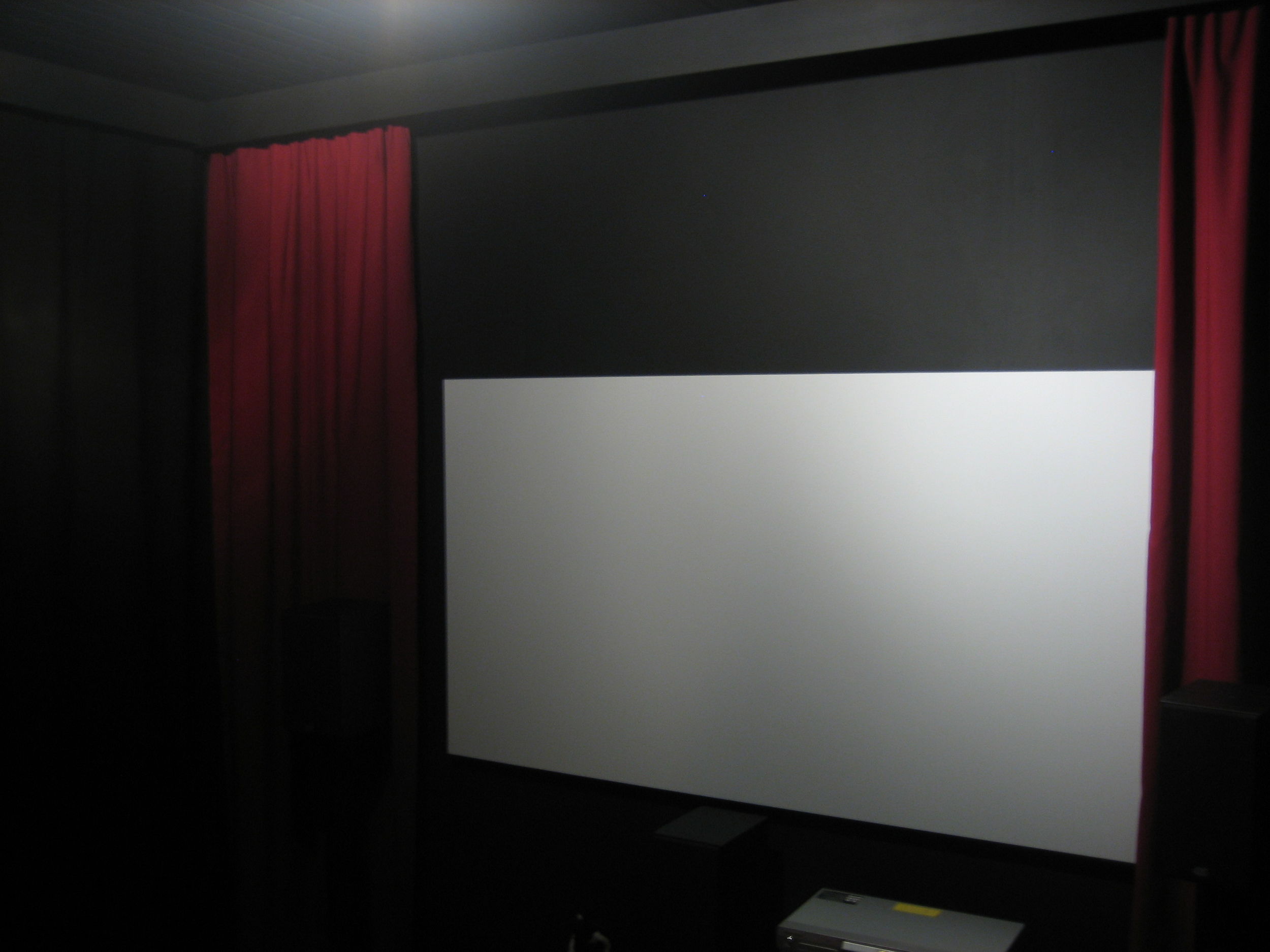 10 m2 leffahuone - etuseinä