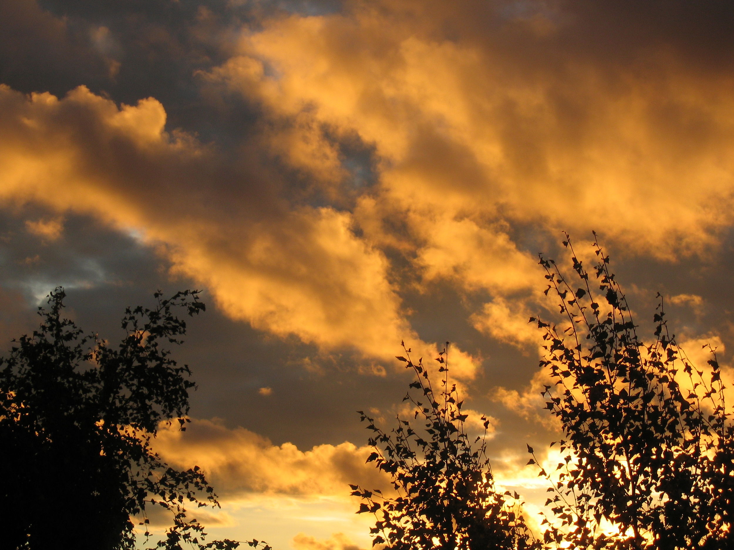 Auringonlaskun hetkiä