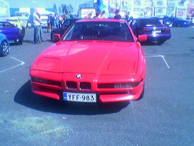 BMW 850