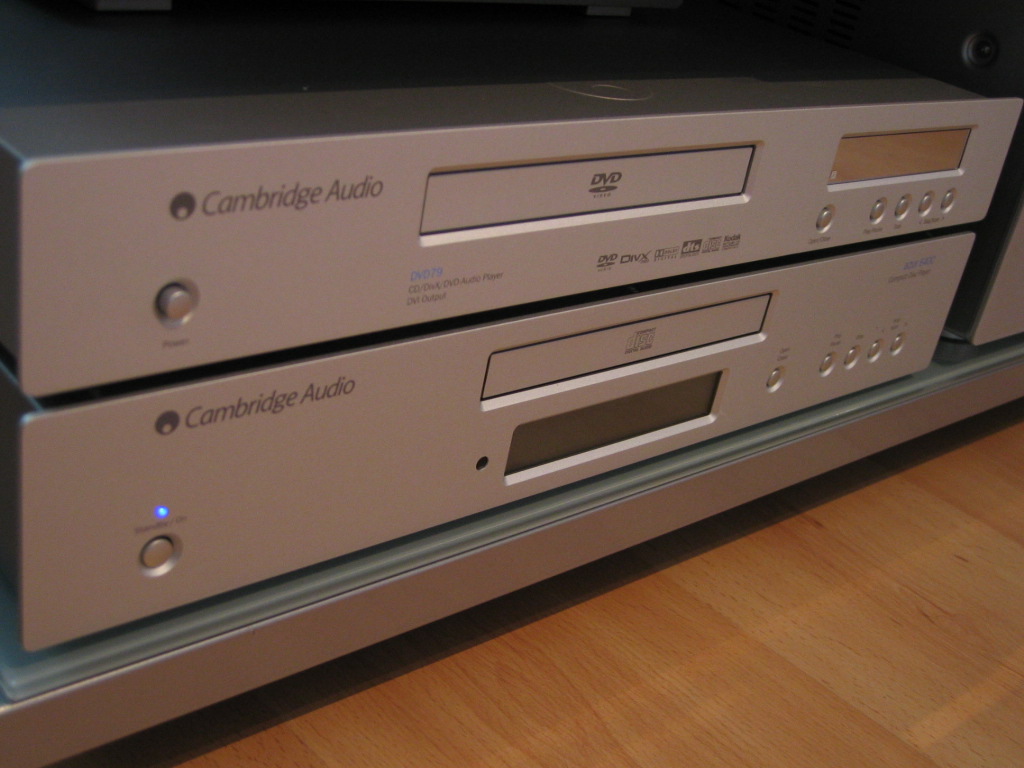 Cambridge Audio DVD79 ja AZUR 640CS