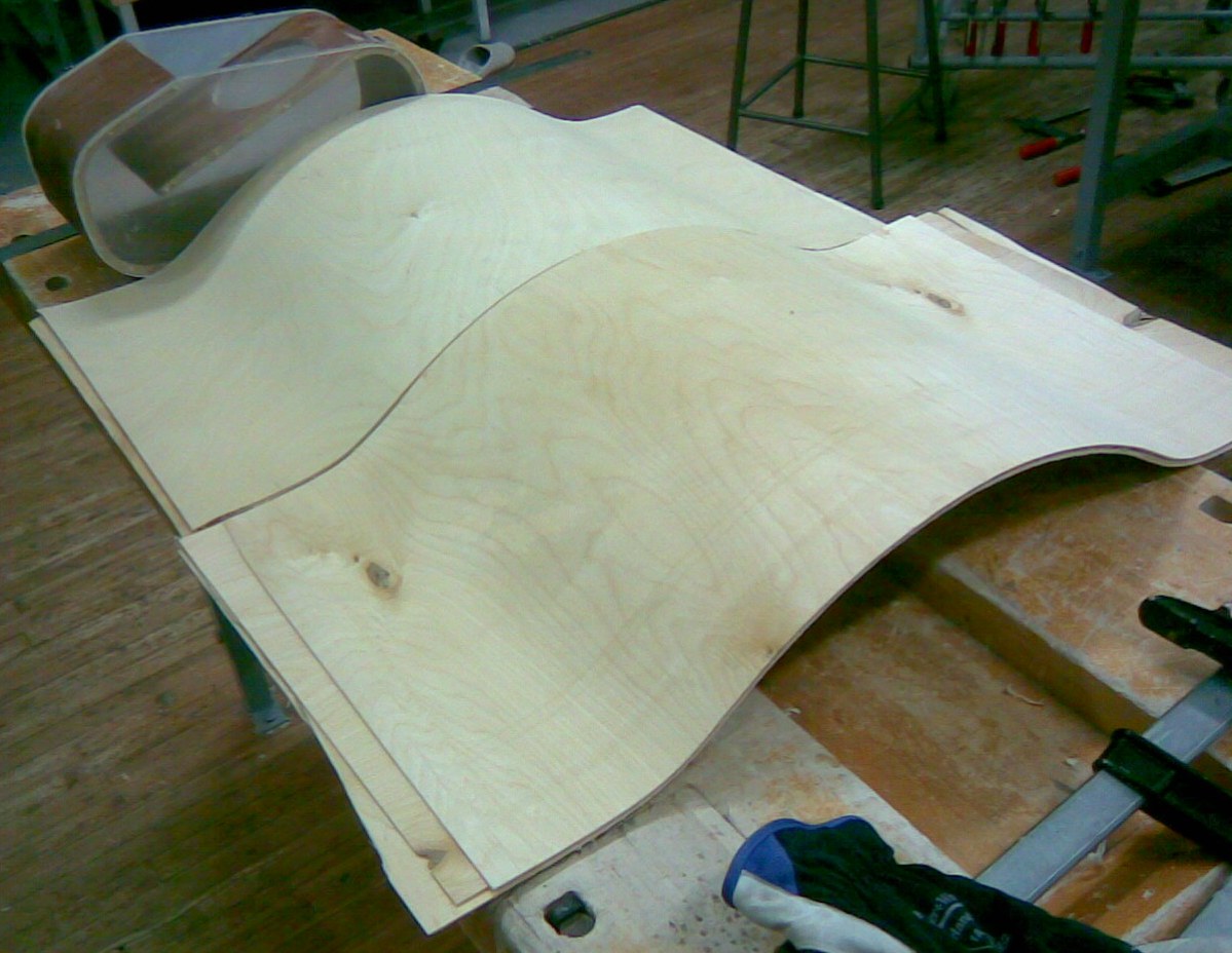 Ensimmäiset tuotokset