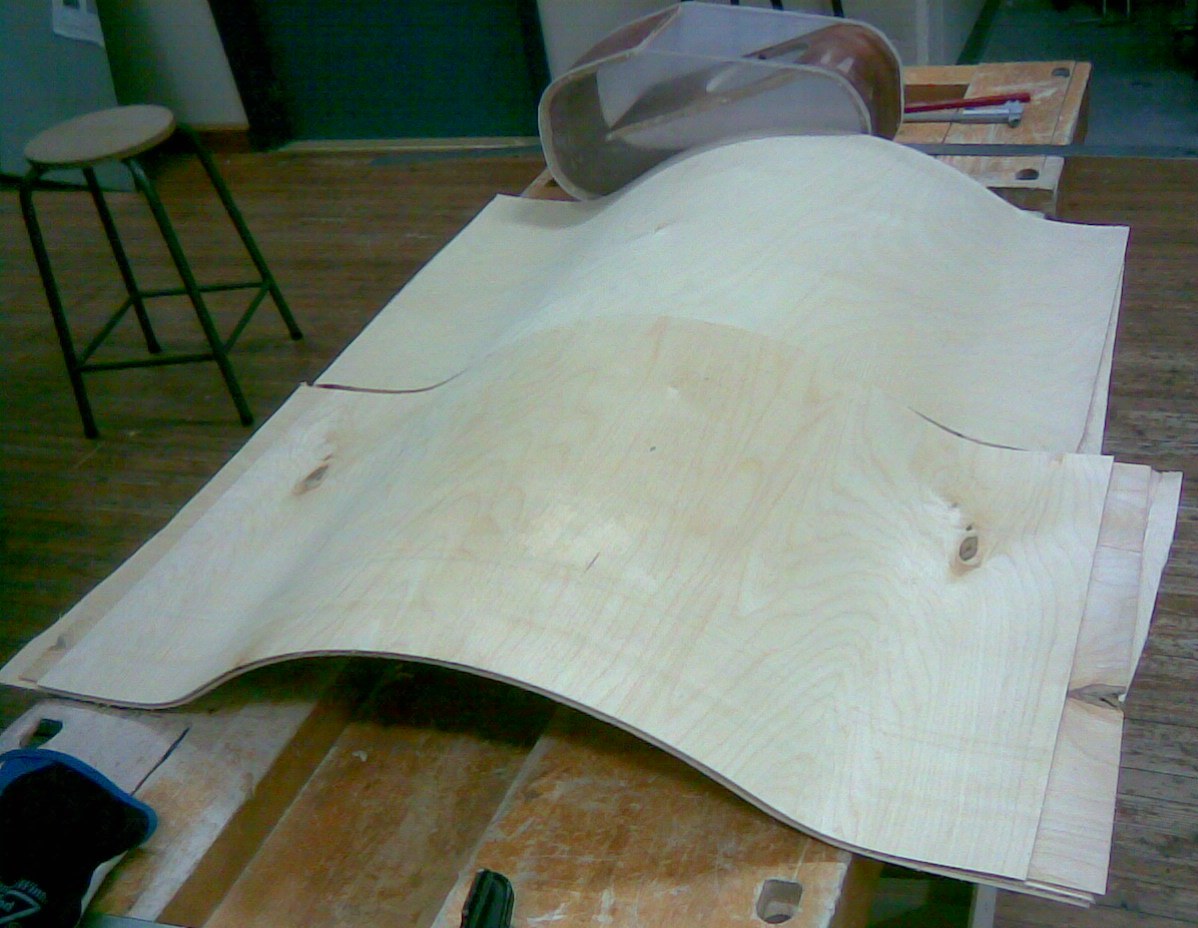 Ensimmäiset tuotokset