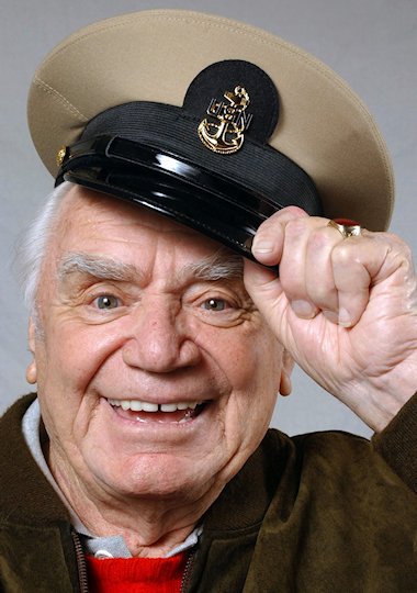 Ernest-Borgnine_2004