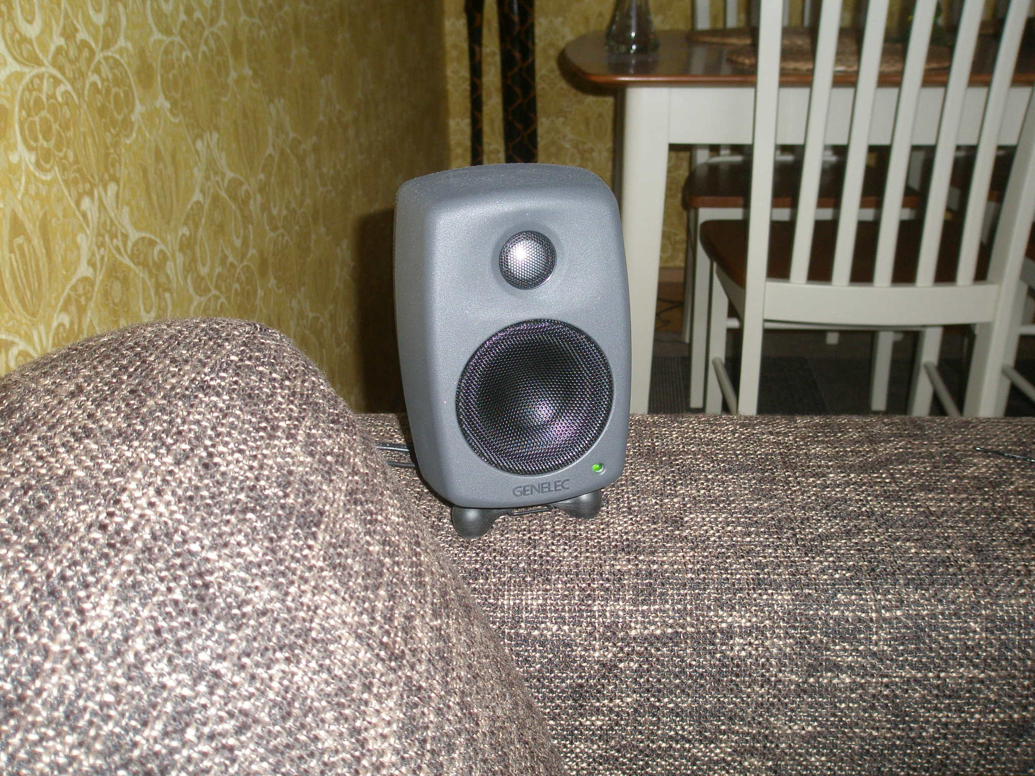 Genelec 6010A