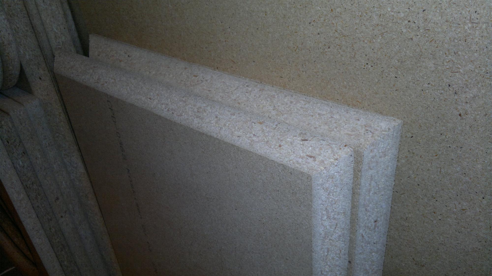 HM-100dB/W levyt jiirissä