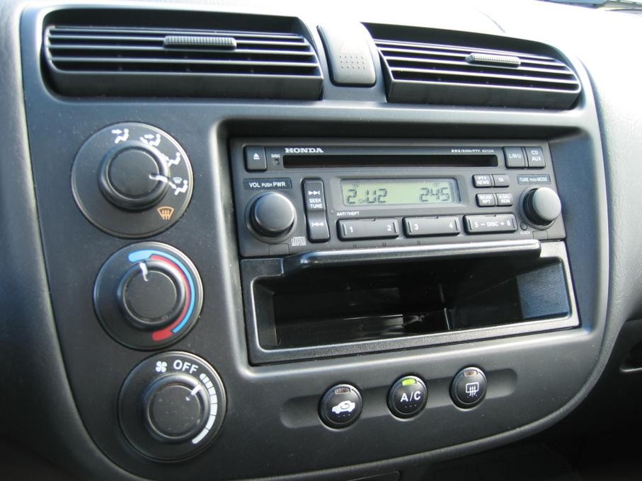 Honda Civic 2004 (sedan)