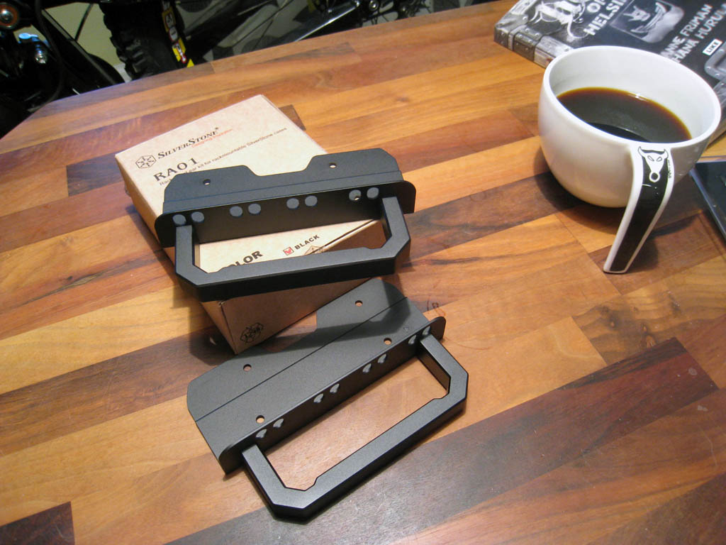 HTPC-projekti - Silverstone LC10b-e