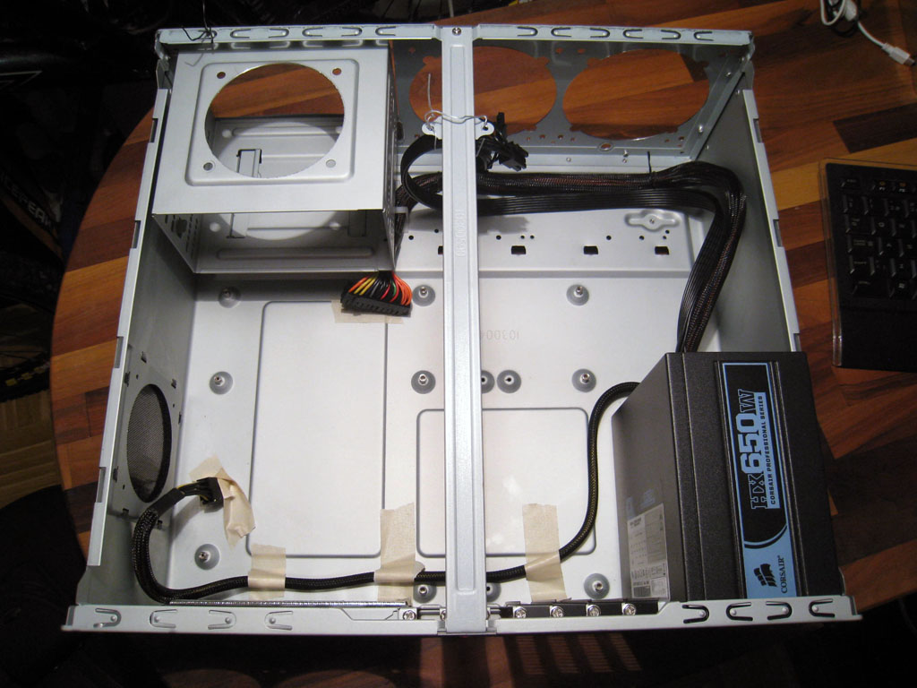 HTPC-projekti - Silverstone LC10b-e