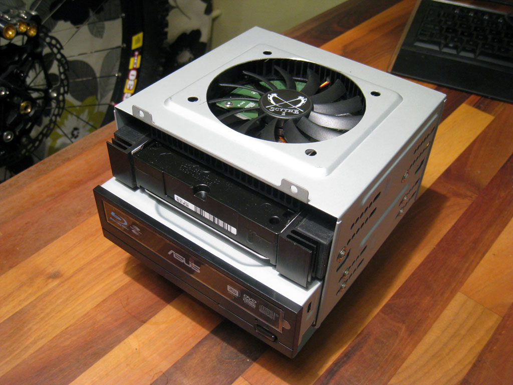 HTPC-projekti - Silverstone LC10b-e