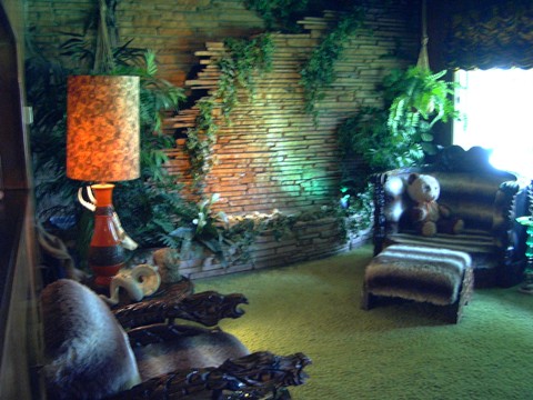 Jungle_room1