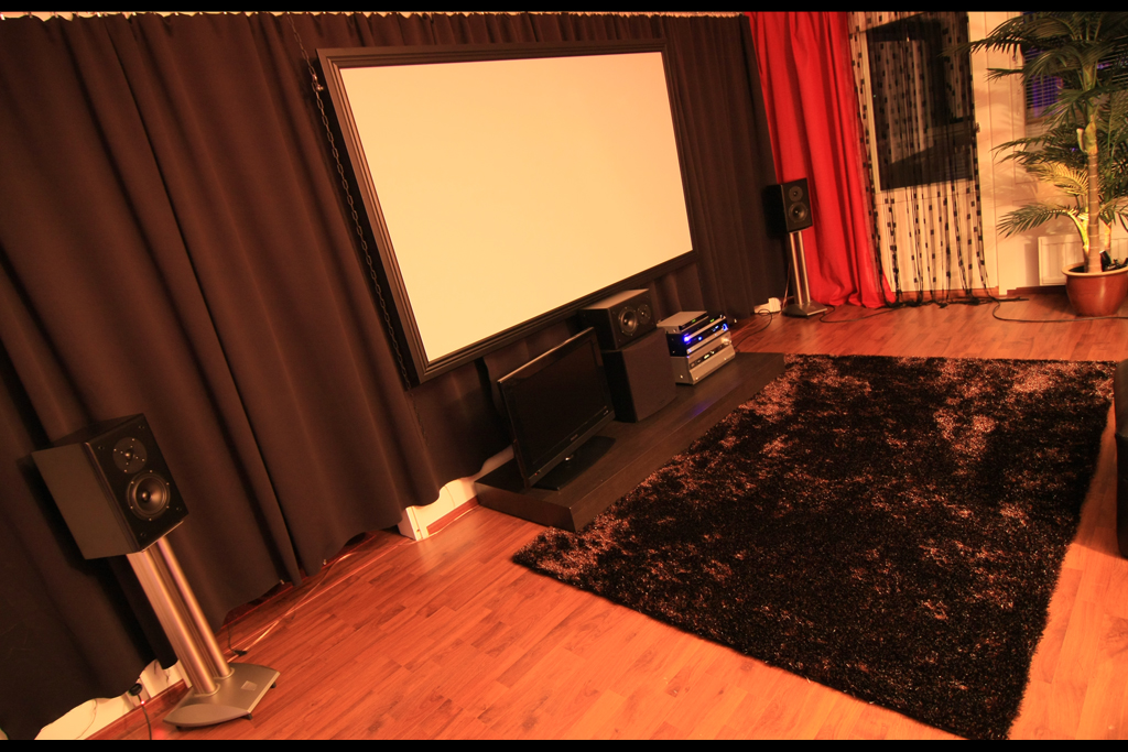 Laitteisto/katseluseinä