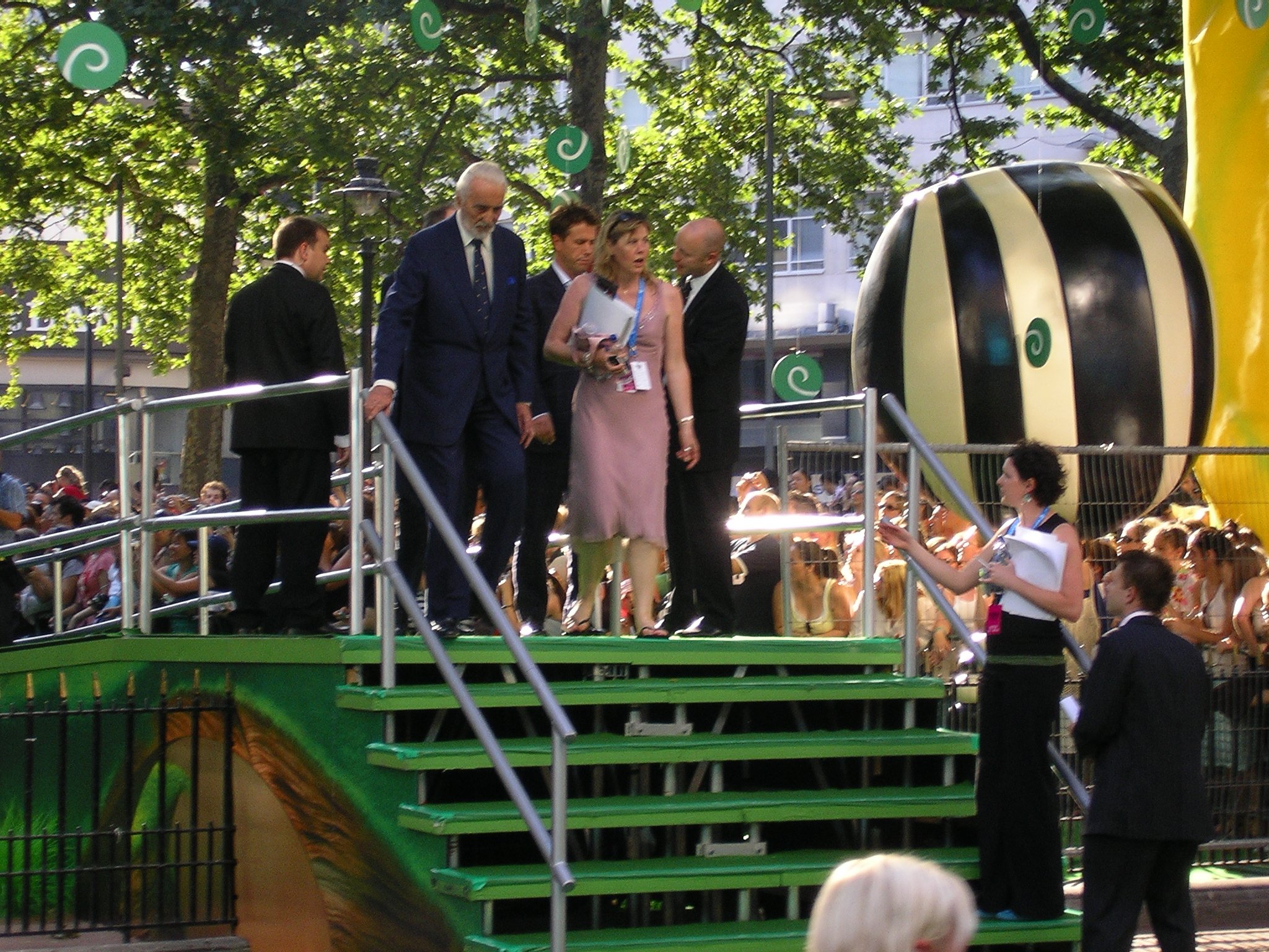 Lontoo (Christopher Lee)