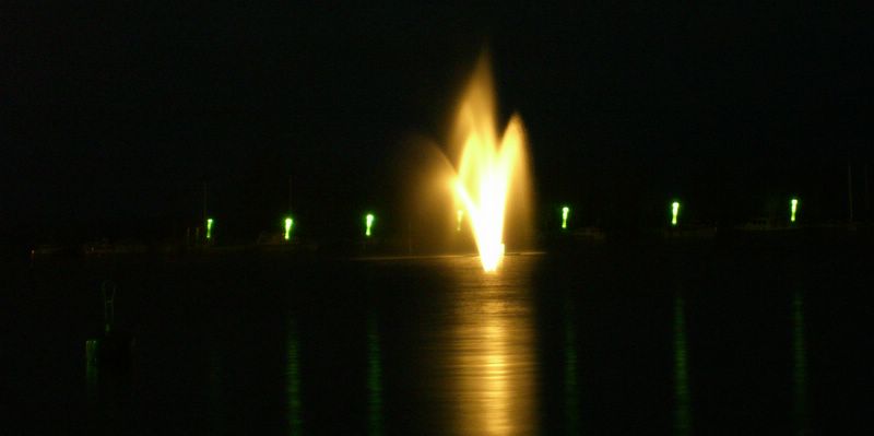 Sataman suihkulähde