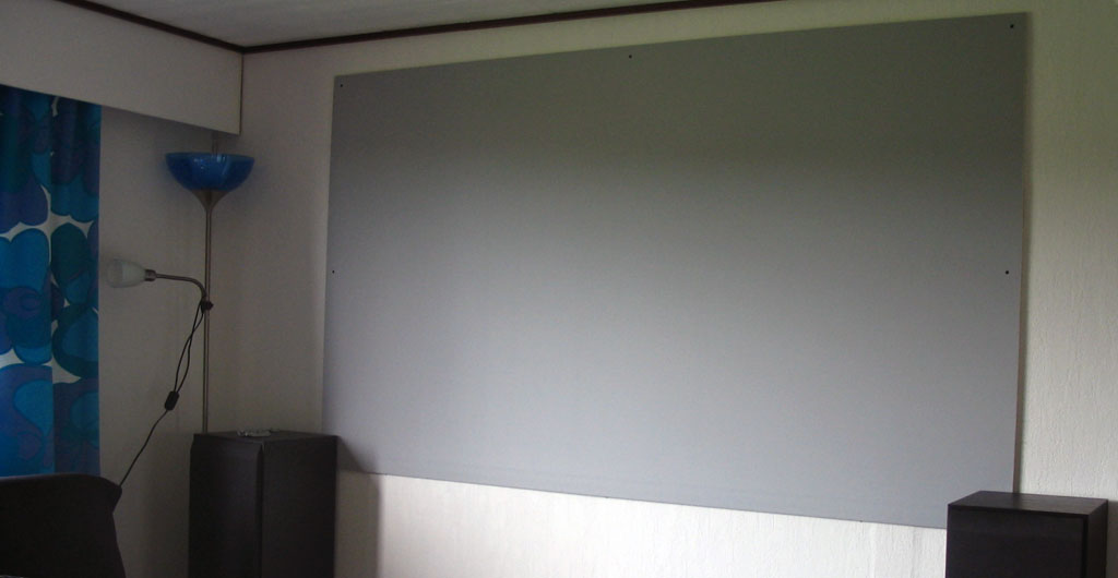 Screeni ja palat kaijuttimia...