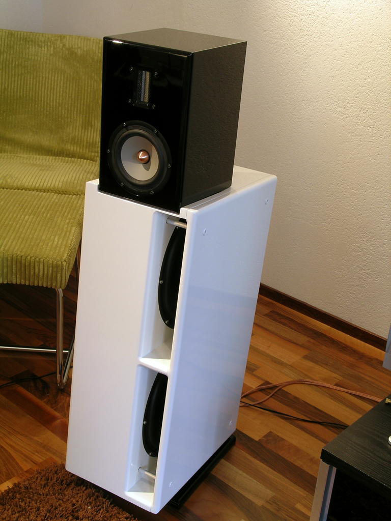 Troels_Mini_Monitor_bassot_-3