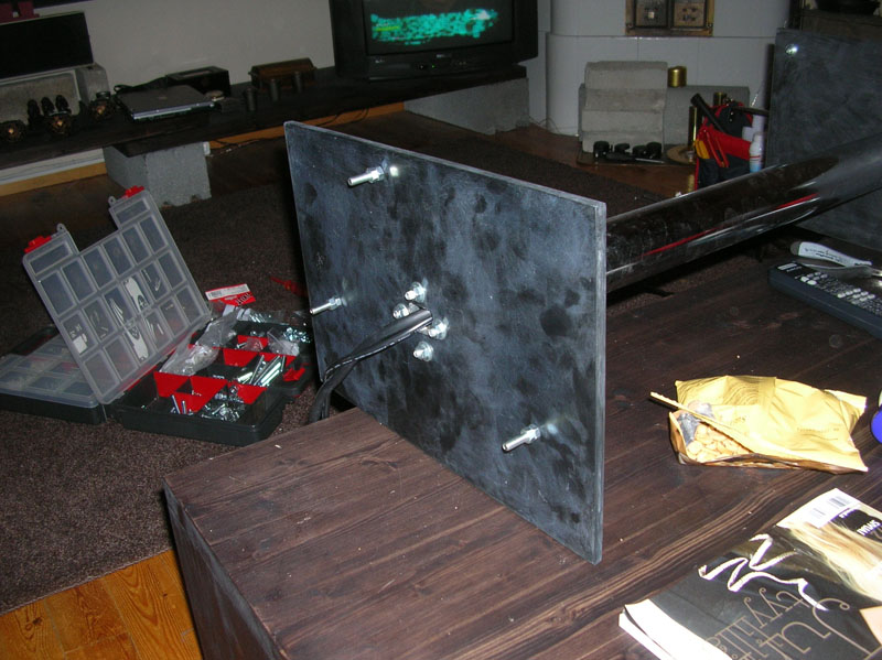 Tykin_kiinnitys_pultit