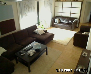 Valvontakameran kuvaa (false alarm)