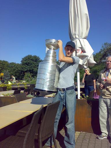 Voitin pikku pokaalin... :D